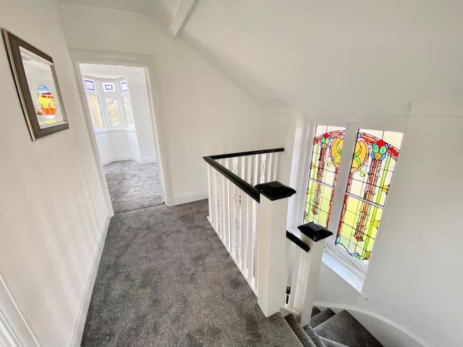 Charming Seaside Cottage In Leigh-On-Sea Сътън он Сий Екстериор снимка
